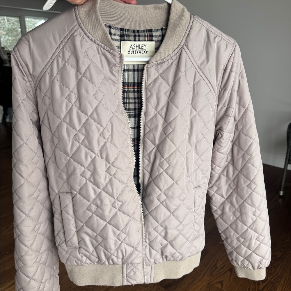 Quilted Taupe Women’s Jacket